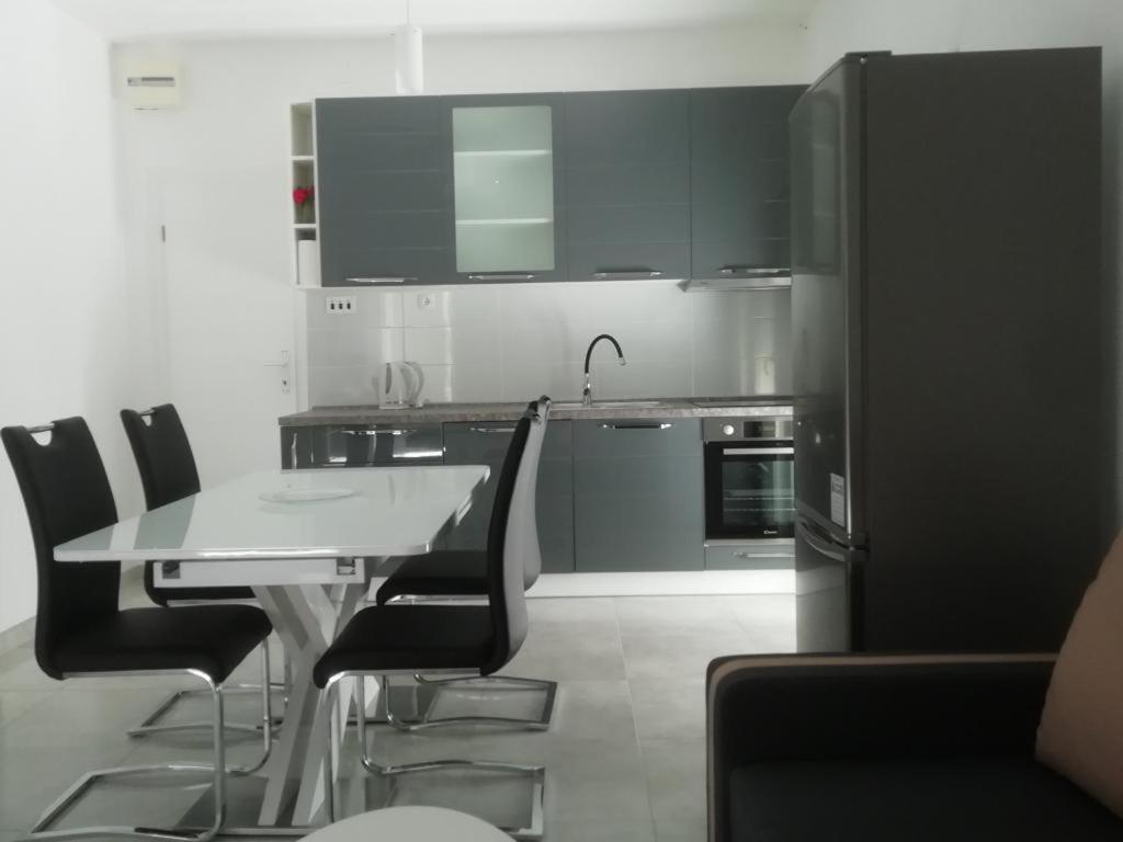 Apartment Zalo Donje Selo na Solti Ngoại thất bức ảnh