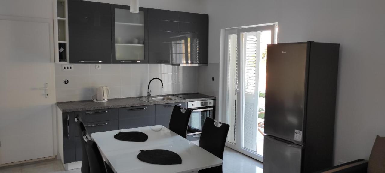 Apartment Zalo Donje Selo na Solti Ngoại thất bức ảnh